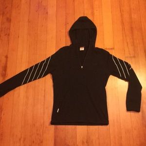 Like new icebreaker sport 320 100% merino sweater